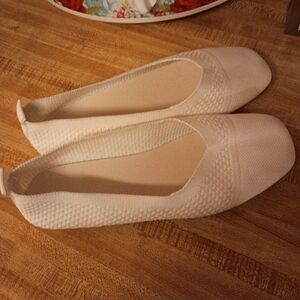 Chic White Women's Flats
